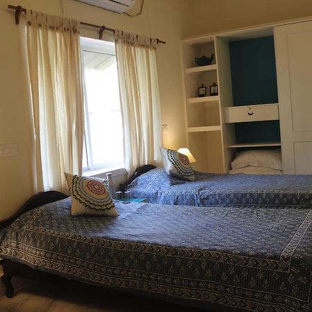 5/4 - Calcutta'S Freshest Bnb Экстерьер фото