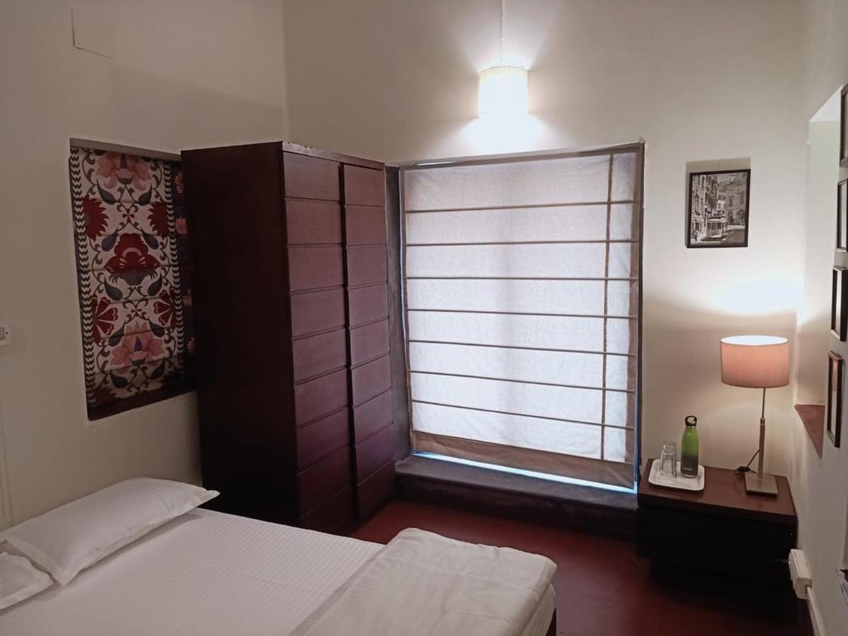 5/4 - Calcutta'S Freshest Bnb Экстерьер фото