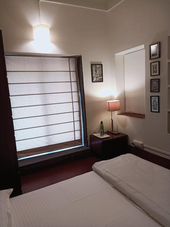 5/4 - Calcutta'S Freshest Bnb Экстерьер фото