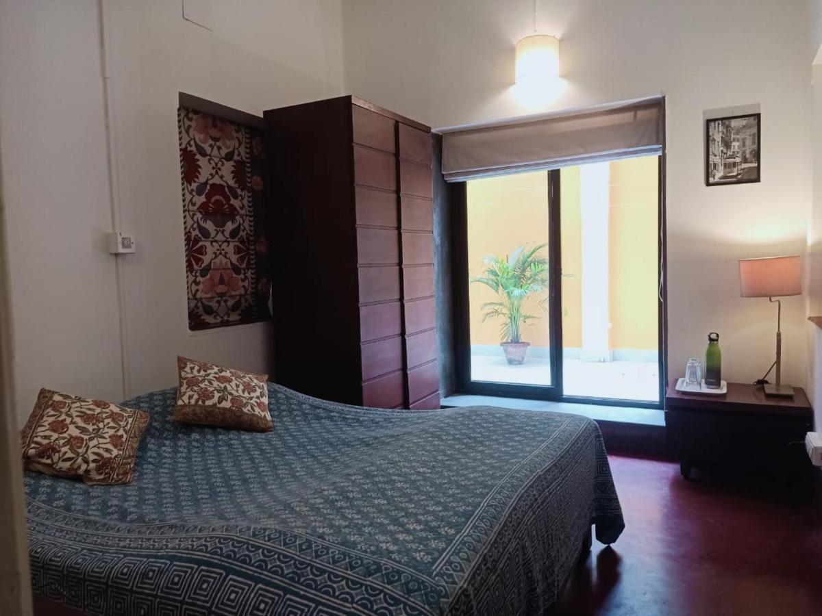 5/4 - Calcutta'S Freshest Bnb Экстерьер фото