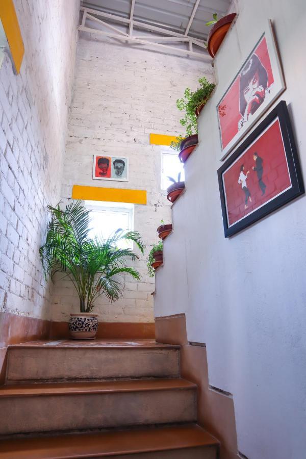 5/4 - Calcutta'S Freshest Bnb Экстерьер фото